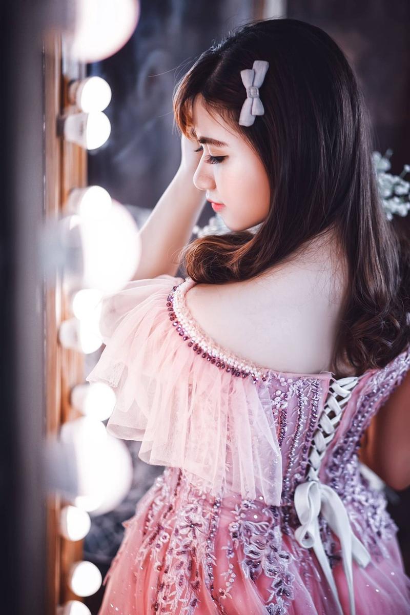 elegant fashion